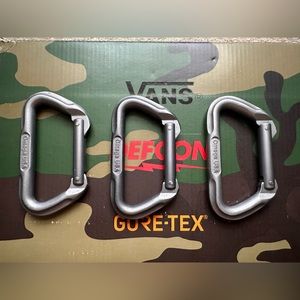 OMEGA Carabiners
